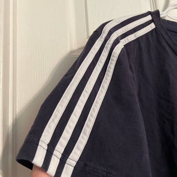 Adidas navy tshirt - Picture 2 of 7